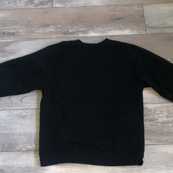 Crewneck - Picture 2 of 2